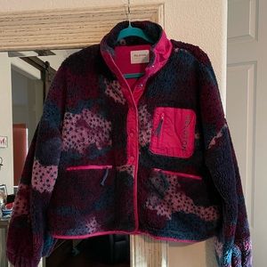 Peloton Caviar Sherpa Jacket size large